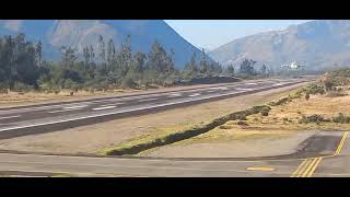 Primer aterrizaje en Huaraz de Latam Airlines [upl. by Ahsietal]