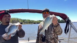 Crappie Fishing Lake Wateree 4524 with Art Barajas from Barajas Fishing [upl. by Dinsdale]