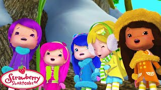 Berry Bitty Adventures 🍓 Glimmerberry Ball vs Chipmunks 🍓 Strawberry Shortcake 🍓 Kids Movies [upl. by Synned863]