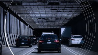 Tunnel LouisHippolyteLa Fontaine  une seule voie pour sortir de Montréal [upl. by Eninnej]