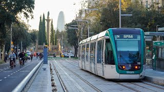 El tramvia ja transporta la ciutadania per la Diagonal [upl. by Musetta]