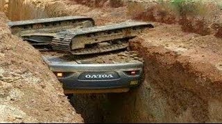 WOW Dangerous Heavy Equipment Excavator Opeartor IDIOTS  Excavator Fail Skills [upl. by Evangelin386]