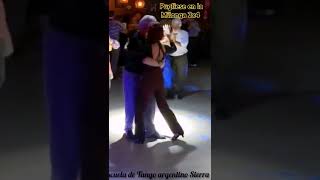 milonga2x4 sala8 osvaldopugliese tangoargentino milongamadrid bailartango disfrurardeltango [upl. by Matthiew]