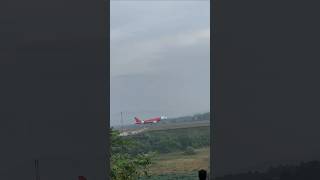 Safe landing plane airoplain shorts landing [upl. by Akired495]