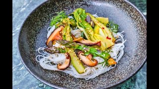 Reisnudelsalat Rezept  Rice Noodle Salad Recipe Video [upl. by Gareth55]