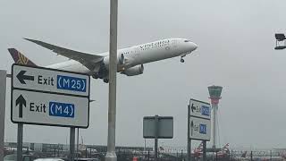 Here is the Vistara 787 900 in Heathrow Sunday 20 October 2024 [upl. by Turk]