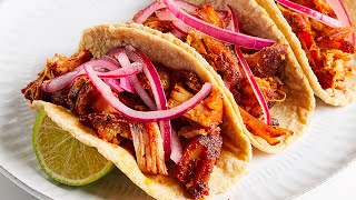 Cochinita Pibil 🐷 Receta Fácil y Deliciosa de Tacos Mexicanos [upl. by Tamara927]