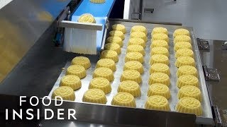 How Mooncakes Are Made [upl. by Jozef]