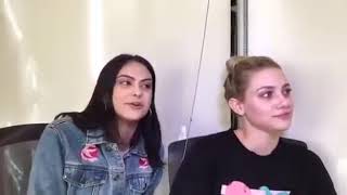 Camila Mendes ensinado Lili a falar português [upl. by Ysabel]