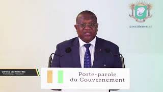 Impôts et taxes Le gouvernement institue le prélèvement bancaire comme seul mode de paiement [upl. by Gault]