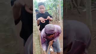 Oray mainan  Sketsa bodor sunda masukberanda shorts shortvideo hiburansunda [upl. by Aleekat]