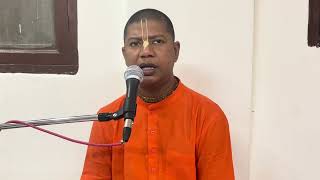 Damodar Astkam by HG Padam Lochan Prabhu JI [upl. by Novahs814]