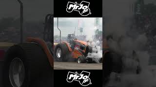 Maximumrisk tractorpulling sound action wildride [upl. by Areivax]