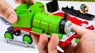 BUILDING this PERCY DIAPET MODEL  164 Scale  Thomas amp Friends [upl. by Skinner215]