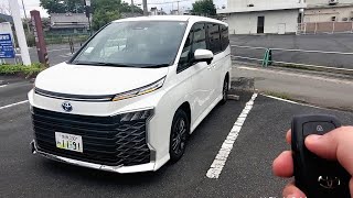 【新型ヴォクシー】ドアを開閉！遮音性と重厚感をチェックしてみた結果…！トヨタ 新型ノア 新型アルファード [upl. by Riancho]