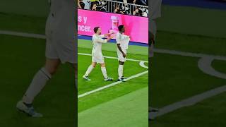 CARVAJAL amp VINICIUS JR AMIGOS PARA SIEMPRE EN ESTADIO BERNABÉU football shorts realmadrid [upl. by Yendirb151]