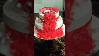 Strawberry cake 🎂 red beauty cake 🎂 redcake cakedecorating cakery cakerecipe 🙏♥️🌹 [upl. by Oiludbo]