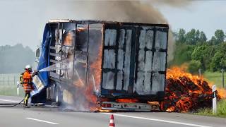 autobahnnothelfer  LKW brennt auf der A1 bei Hollenstedt  Vollsperrung 26052014 [upl. by Nema]