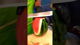 동남아의 1400원짜리 새빨간 수박 자르기  Satisfying Thai 1 Bright Red watermelon cutting skills [upl. by Kuebbing]