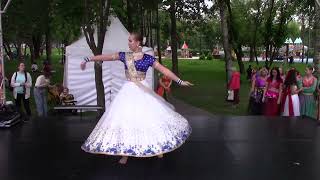 Barso Re Megha  Bollywood Dance  Guru  Alina Belkina  Group Gangotri  Korolyov  Russia [upl. by Forelli229]