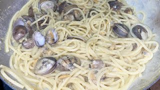 SPAGHETTONI VONGOLE BOTTARGA E LIMONE [upl. by Blakeley833]