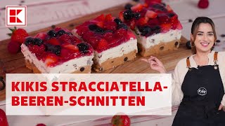 Die Perfekte SommerTorte Kikis Rezept für StracciatellaBeerenSchnitten  CookieDough  Kaufland [upl. by Carolin488]