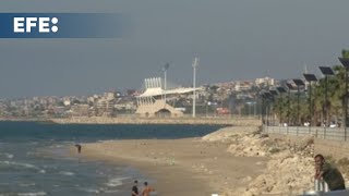 Los pescadores libaneses se quedan en tierra en Sidón tras las amenazas israelíes [upl. by Guise65]