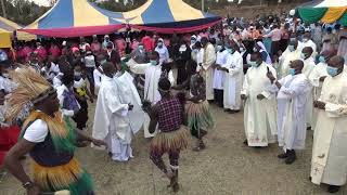 CATHOLIC SONGS  AMEWEZA PERFORMED LIVE BY MWALA PARISH [upl. by Caine]