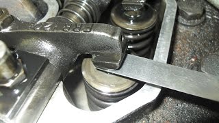 اتومبيل  طريقه ظبط خلوص الصمامات  valve clearance adjustment [upl. by Riha218]