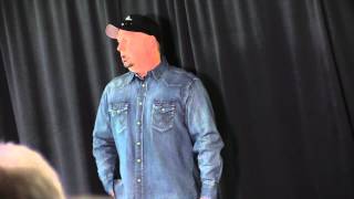 Country sensation Garth Brooks Dublin press conference [upl. by Dyrraj352]