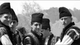 Bătuta de la Horodnic  Stamping dance from Horodnic village [upl. by Nohtan]