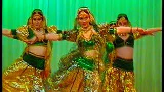 Tu Cheez Badi Hai Mast Mast Indian Dance Group Mayuri Russia [upl. by Falito954]