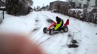 Berg GoKart Drift im Winter [upl. by Marilou295]