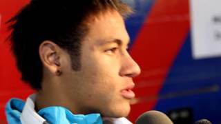 Neymar en zone mixte Colombie  Brésil [upl. by Oruasi894]