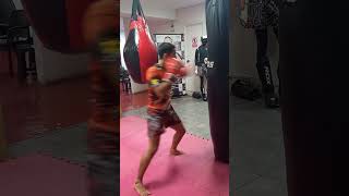 ¡De vuelta al Ruedo kickboxer kickboxing music [upl. by Markson515]