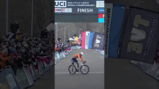 𝐌𝐚𝐭𝐡𝐢𝐞𝐮 𝐯𝐚𝐧 𝐝𝐞𝐫 𝐏𝐨𝐞𝐥 mvdp vanderpoel worldchampion cycling cross cyclocross [upl. by Maggee]