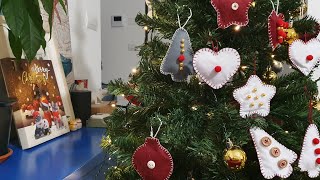 Vita con gatti  piccoli addobbi per Natale [upl. by Essie]