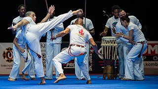 LAbada Capoeira au 30e Festival des Arts Martiaux [upl. by Pudens]