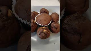 Muffin al cioccolato bianco irresistibili [upl. by Lliw]