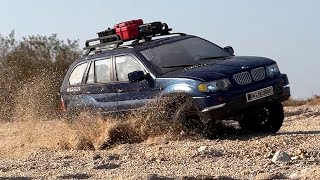 110 Scale BMW X5 1999 E53  Traxxas TRX4 chassis  Sand OffRoad Driving 4X4 RC Car [upl. by Samala338]