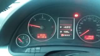 Prima pornire la rece Audi A4B7 20tdi BLB multitronic 71 Cold start [upl. by Aeiram]