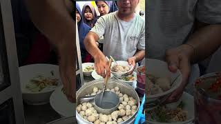 KULINER BAKSO JUMBO BERURAT TERENAK DI RUKO PATIMURA KDR ‼️ [upl. by Akihsat]