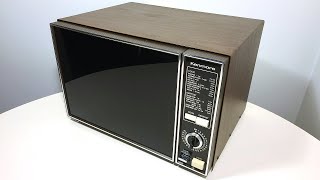 1981 Sears Kenmore vintage microwave oven [upl. by Atlee]