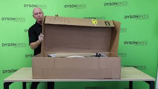 Unboxing the Thule VeloCompact 2 925AU Bicycle Car Carrier Rack Australia and Overview [upl. by Yssak]