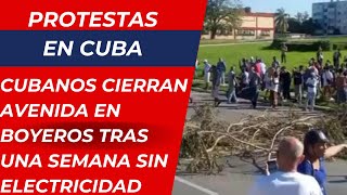 PROTESTA EN LA HABANA Decenas de cubanos cierran avenida en Boyeros tras semana sin electricidad [upl. by Mahan]