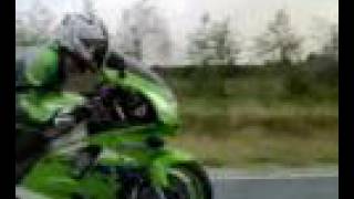 Toyota MR2 20V Blacktop vs Kawasaki Ninja ZX6R [upl. by Letha]