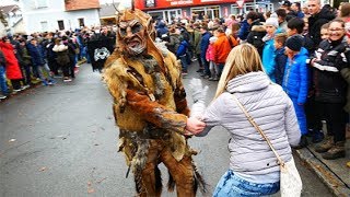 Perchtenlauf Welzenegg 26112017 Kompletter Krampuslauf 4K [upl. by Nappy]