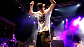 CLEMENTINO quotTOXICOquot  quotFREESTYLEquot LIVE TUFINO 260812 [upl. by Ecnarretal810]