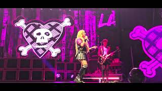 Avril Lavigne  Greatest Hits Tour 2024 live in Vancouver  02  What The Hell [upl. by Acnoib941]