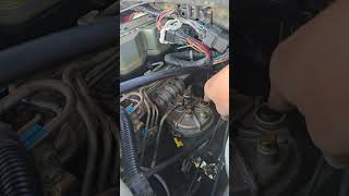 1999 dodge 2500 59 24v fuel filter housing leak easy cheap fix [upl. by Abey]